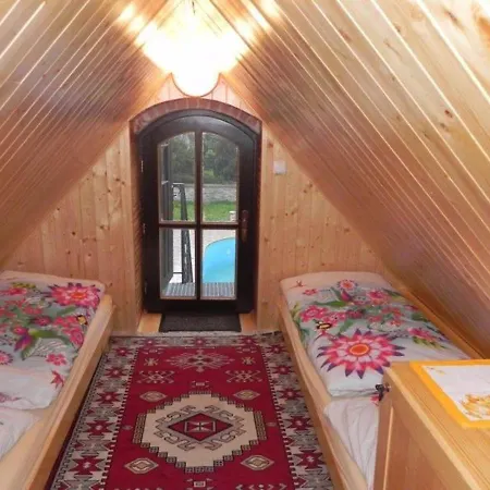 Vinny Sklipek U Novaku * Vrbovec